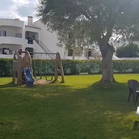 Charming In 40 M² With Shared Pool דירה אלבופיירה