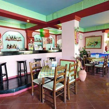 Charming In 40 M² With Shared Pool Apartment *